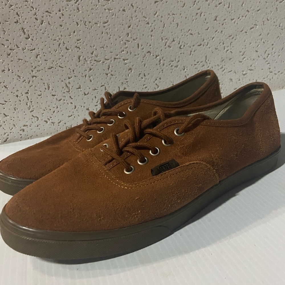 Vans Men's Tan Suede Sneakers